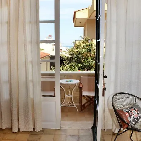 Avly Villa