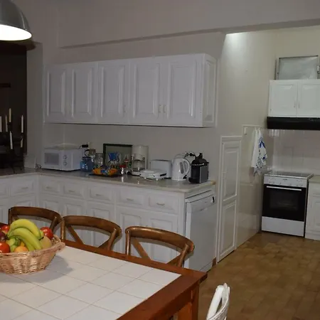 Avly Villa